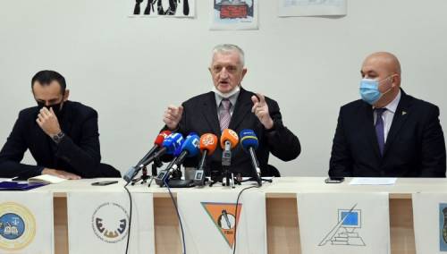 Šest sindikata iz KS zaprijetilo štrajkom i protestima