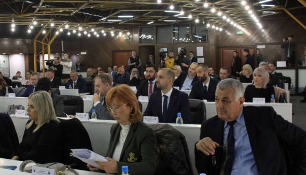 Šestorka u ZDK-u odbila ulazak HDZ-a u koaliciju, izbor nove Vlade do 24. decembra