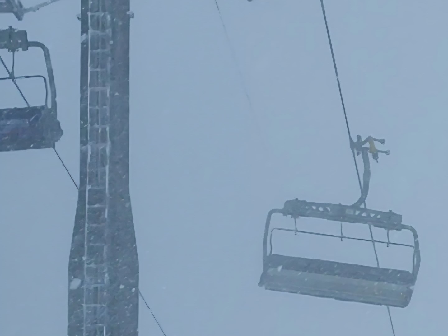 Šestosjed na Bjelašnici privremeno van funkcije zbog jakog vjetra