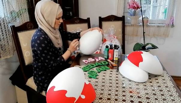 Sestre kreativan hobi pretvorile u mali biznis