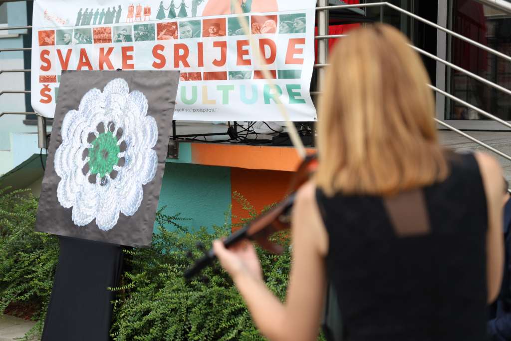 Šetnica kulture u Sarajevu: Snažna poruka sjećanja na žrtve genocida u Srebrenici