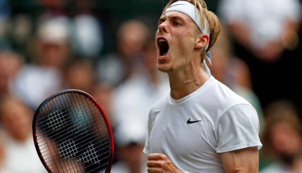 Shapovalov savladao Murraya i ispratio ga sa Wimbledona