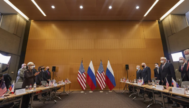 Sherman: Amerika odlučna u razgovorima s Rusijom