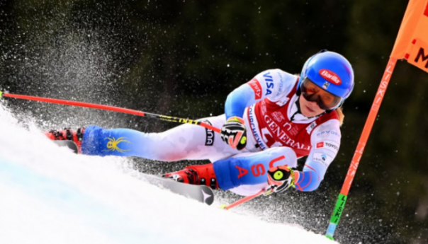 Shiffrin slavila u posljednjem spustu sezone, Goggiai pripao Mali kristalni globus