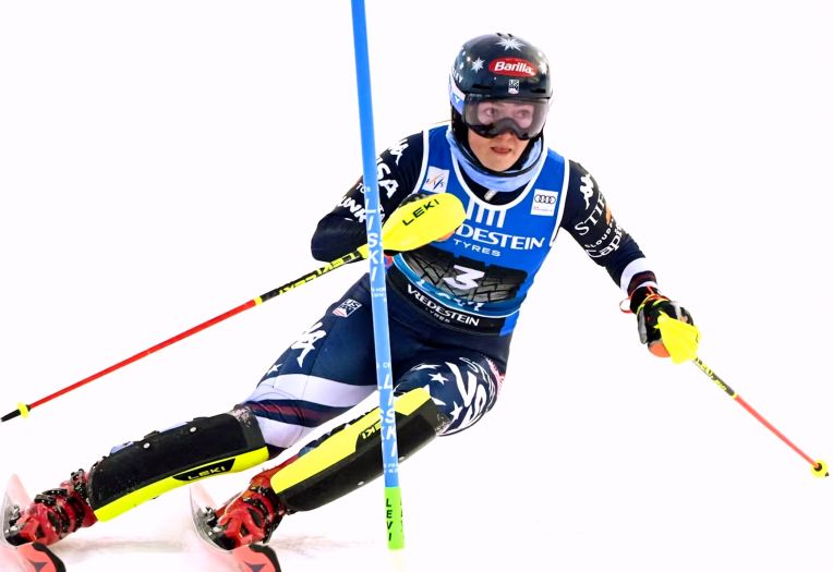 Shiffrin ubjedljivo slavila u slalomu u Leviju, Albanka završila druga