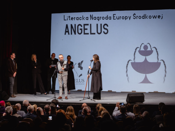 "Shindlerov lift" je knjiga koja je otvorila srca čitalaca