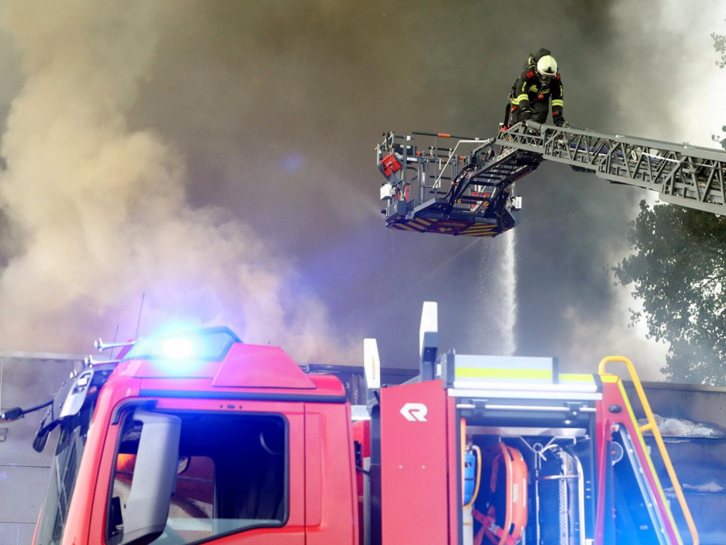 Šibenik: U požaru kamp kućice jedna osoba smrtno stradala