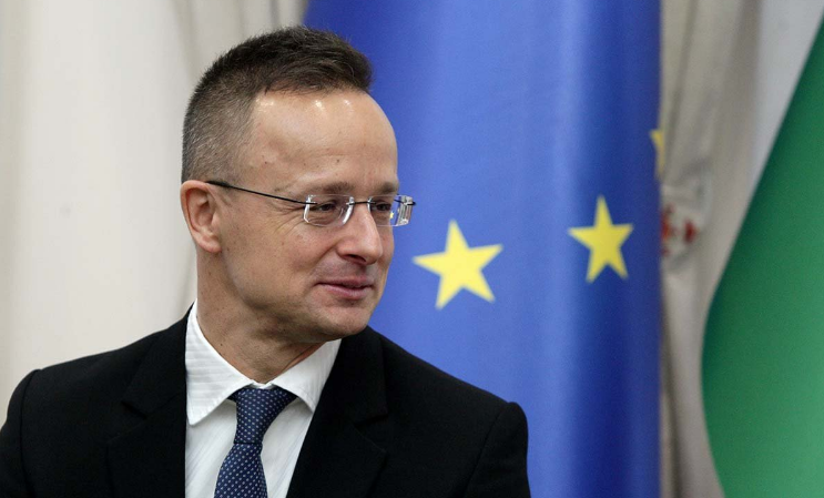 Sijarto: NATO ne smije direktno ući u sukob sa Rusijom
