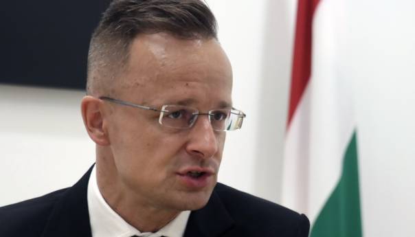 Sijarto o Dodiku: Sankcije nisu alat broj jedan