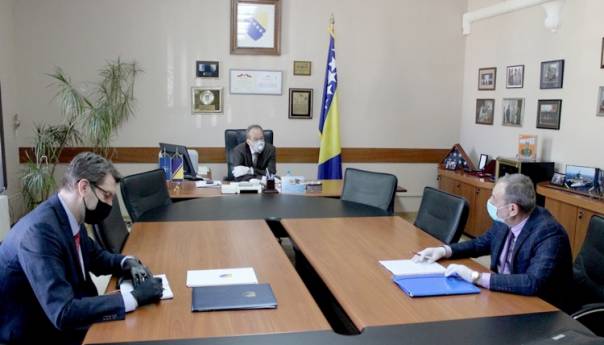 Šiljegović posjetio Ministarstvo odbrane BiH