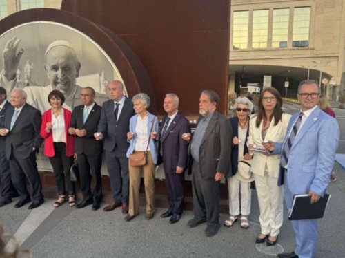 Simbol sjećanja na Srebrenicu položen uz Gerniku i Hirošimu u svetištu mira u Napulju