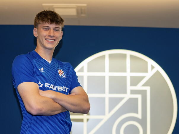 Sin Sergeja Jakirovića - Leon, potpisao ugovor sa Dinamom