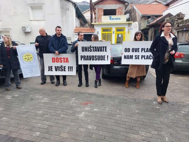 Sindikat državnih službenika i namještenika HNK prijeti štrajkom
