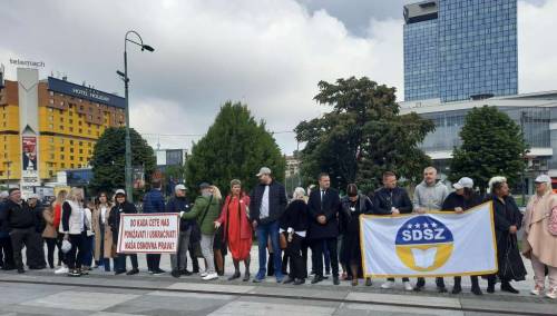 Sindikat državnih službenika traži kolektivni ugovor i povećanje osnovice za plaće