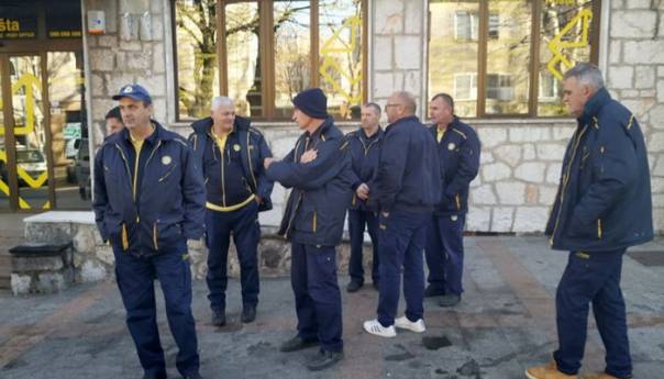 Sindikat HP Mostar: Novca ima za putovanja i reklame, a nema za plate