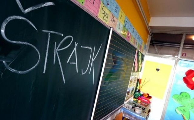 Sindikat obrazovanja KS traži održavanje štrajka upozorenja
