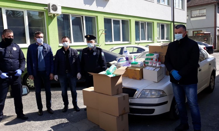 Sindikat policije USK osigurao zaštitnu opremu u vrijednosti 5. 000 KM