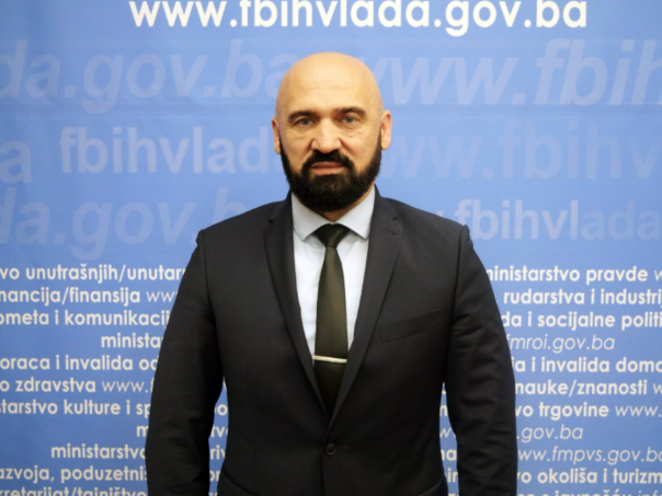 Sindikat policijskih službenika FUP-a podržao zakonske izmjene koje je predložio ministar Isak