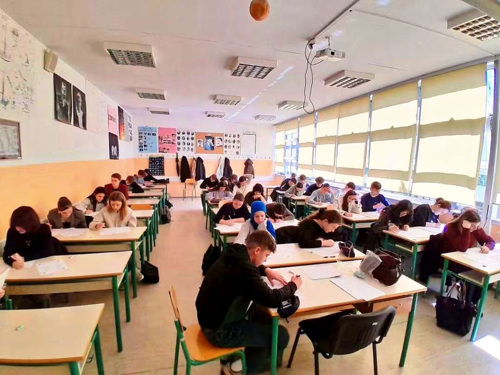 Sindikat srednjeg i visokog obrazovanja USK najavio jednosatni štrajk upozorenja