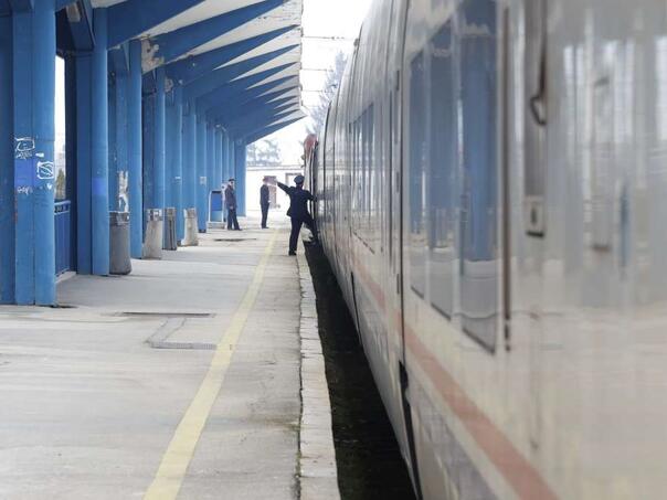 Sindikat ŽRS prolongirao štrajk, čekaju stav Vlade oko preuzimanja radnika i putničkog saobraćaja