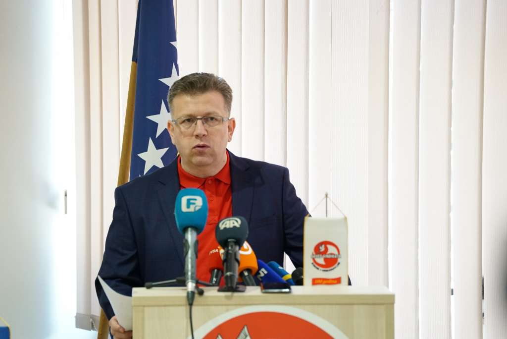Sindikati ne odustaju od Zakona: Minimalna plata 1.000 KM