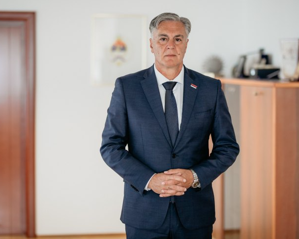 Siniša Karan stabilno, otpušten sa liječenja iz UKC-a