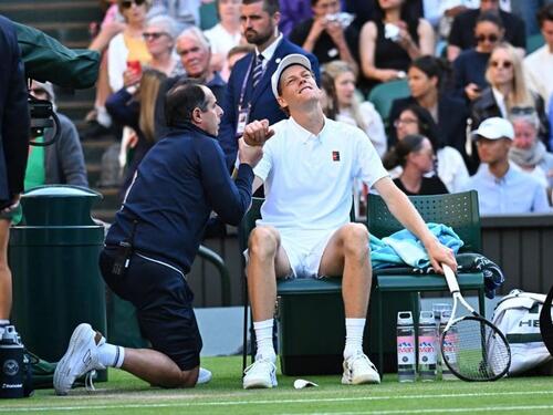 Sinner čeka pregled, moguće povlačenje s Wimbledona?