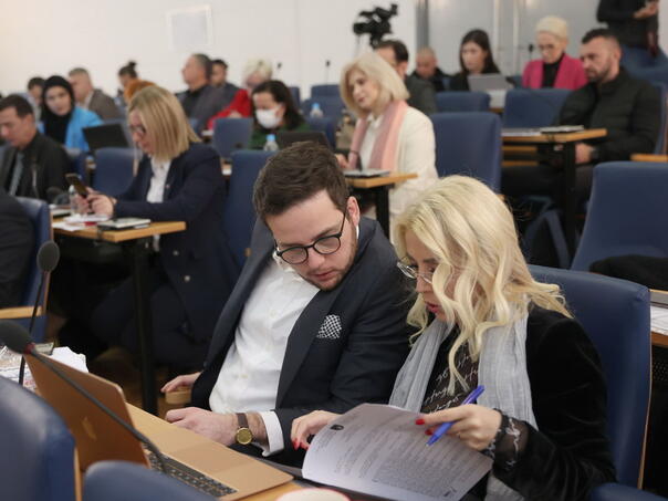 Sinoć kasno usvojen budžet KS u iznosu preko 1,5 milijardi KM