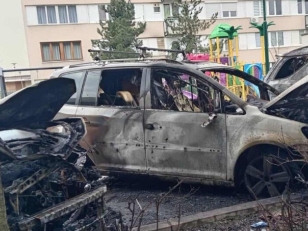 Sinoć u Sarajevu izgorjela tri automobila