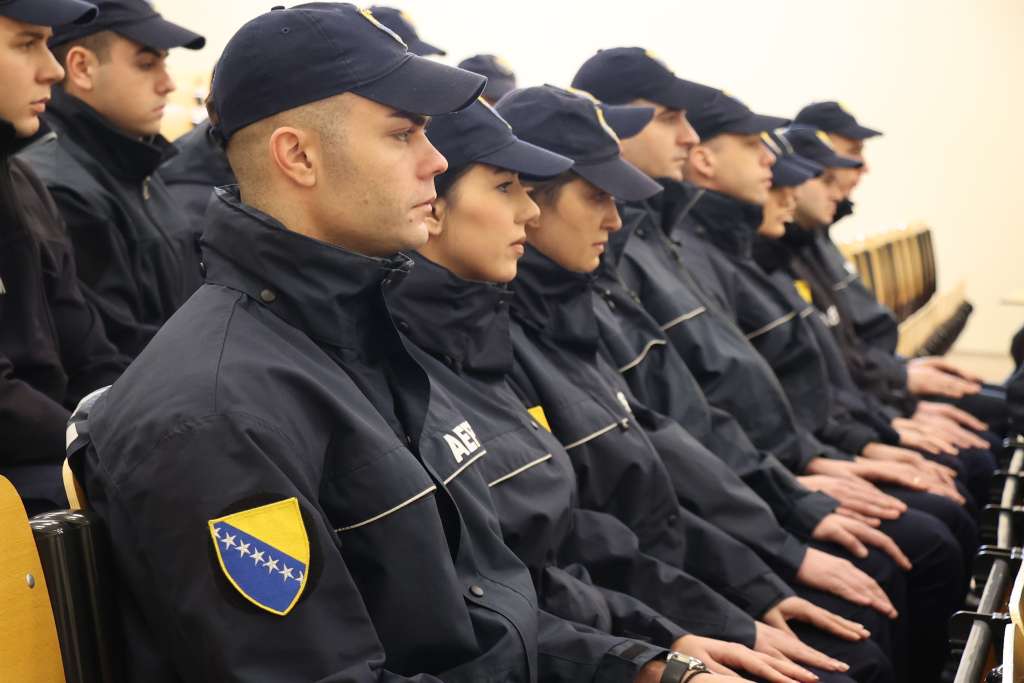 SIPA dobila deset mlađih inspektora: 'Bit ćemo dostojni čuvari sigurnosti'