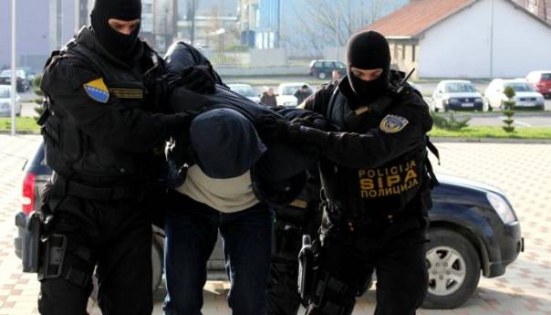SIPA hapsi službenike UIO BiH, pretresi na šest lokacija