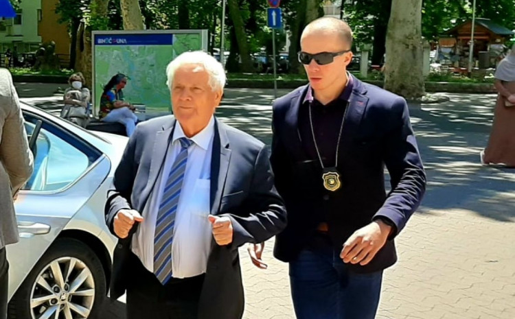 SIPA nije uhapsila Fikreta Abdića, samo mu uručen poziv
