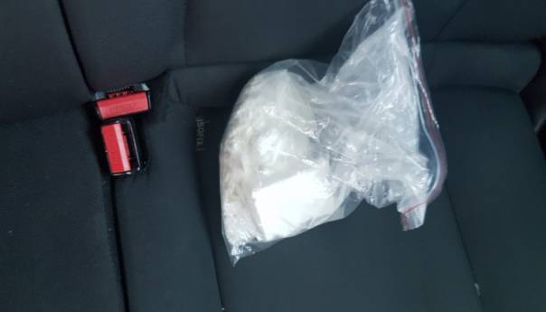 SIPA: Pretresi na četiri lokacije, tri osobe uhapšene