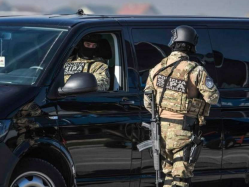 SIPA u Mostaru uhapsila tri osobe: Oduzeta droga, oružje, novac