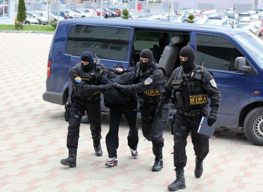 SIPA: Uhapšeno sedam osoba zbog trgovine drogom
