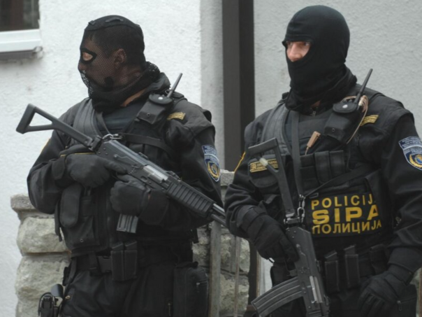 SIPA uhapsila zaposlenika Suda BiH na granici, "prisvojio" veću količinu novca