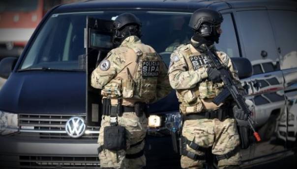 SIPA: Vrše se pretresi u Sarajevu i Visokom, dvije osobe uhapšene