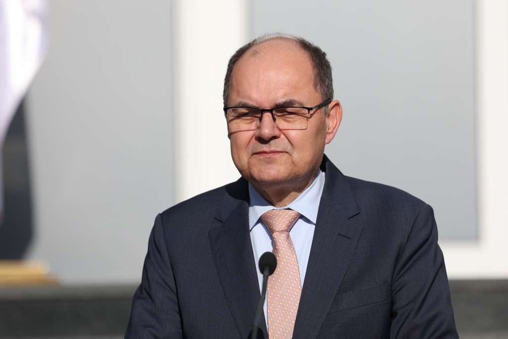 SIPA vrši određene provjere u vezi sa Christianom Schmidtom