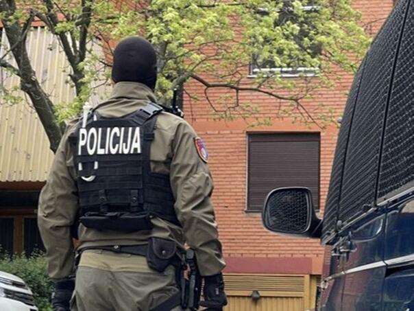 SIPA "pretresa" u tri grada: Na meti trgovci ljudima