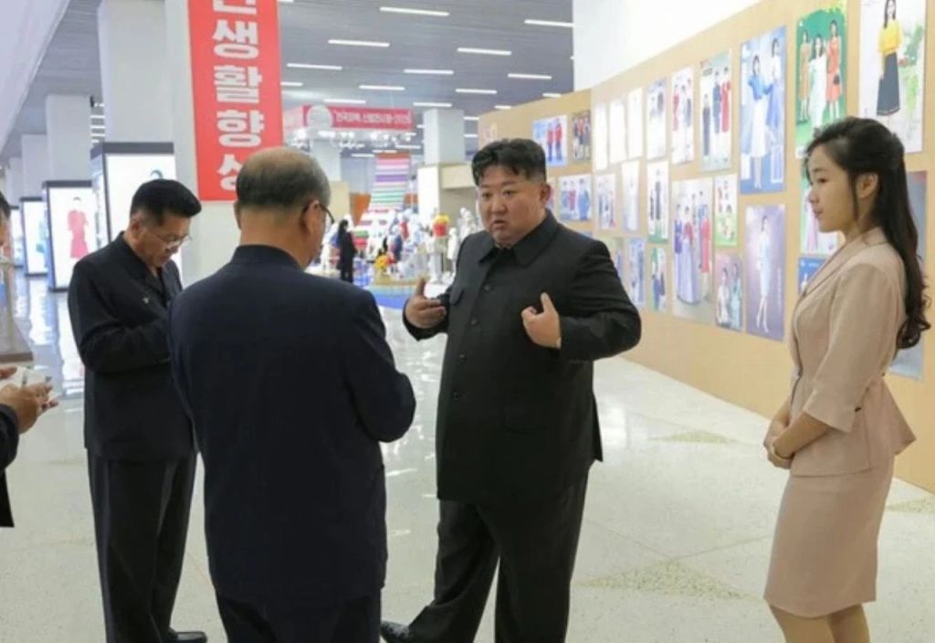 Šire se glasine da je Kim Jong Un mrtav: Pojavile se nove fotografije