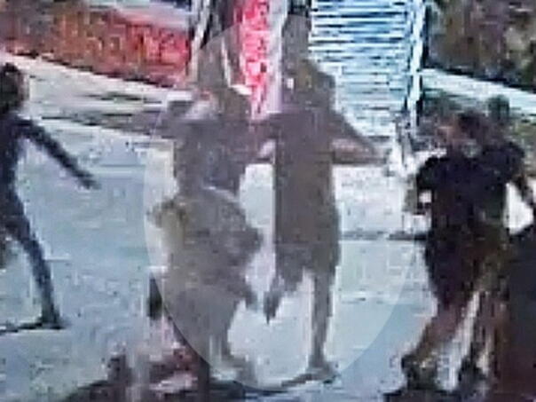 Širi se nova snimka iz Grčke: Navijača AEK-a usmrtio pripadnik njegove grupe?