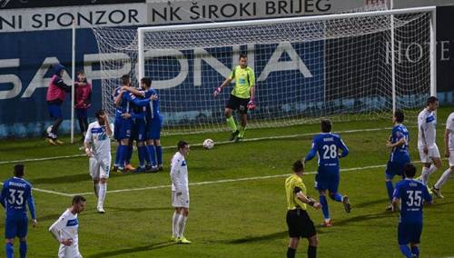 Široki Brijeg nadoknadio dva gola zaostatka i remizirao s Borcem na Pecari