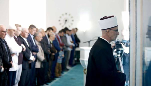 Širom Muftijstva tuzlanskog klanjan bajram-namaz