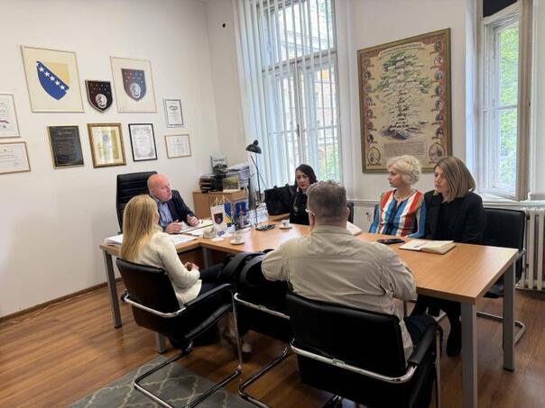 Širom Sarajeva će biti postavljeni defibrilatori na javnim mjestima