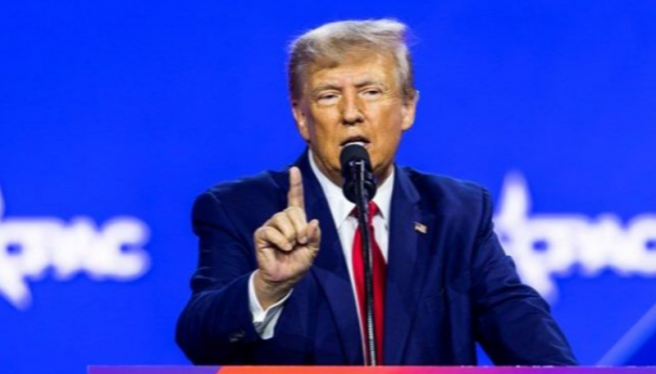 Situacija u SAD dramatična, Tramp bi se u utorak trebao predati vlastima