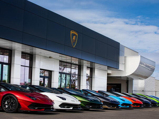 Sjajna godina za Lamborghini: Prihod porastao na više od tri milijarde eura