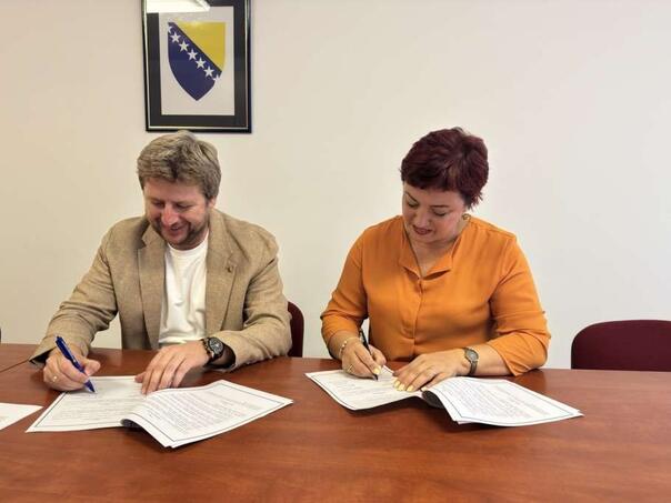 Sjajna inicijativa: Djeca u dijaspori će učiti bosanski jezik
