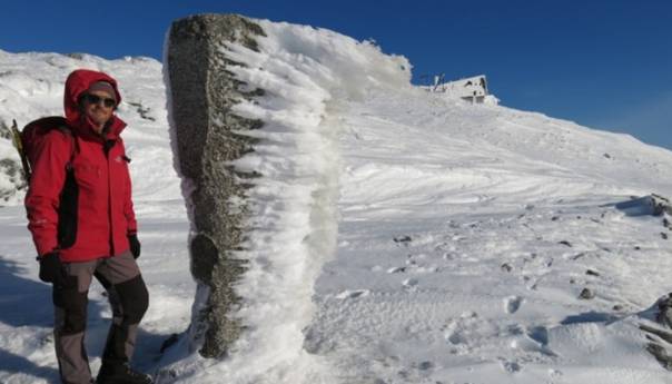 Sjećanje na planinare stradale pri usponu u zimskim uvjetima na vrh Bjelašnice