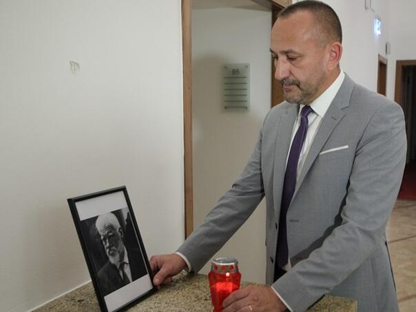 Sjećanje na ratnog zločinca Praljka u hrvatskom Saboru