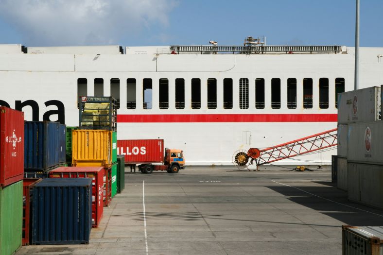 SAD počele naplaćivati carine zemljama